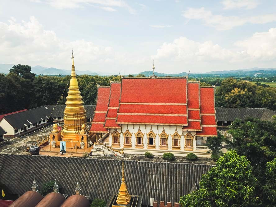 Phra that duang deaw寺庙