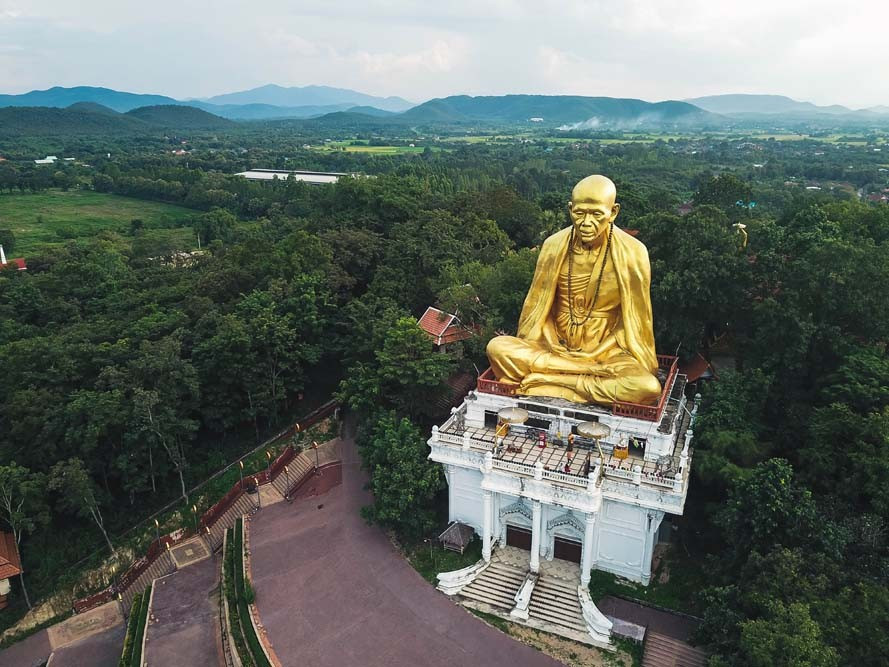 Kruba Srivichai Monument