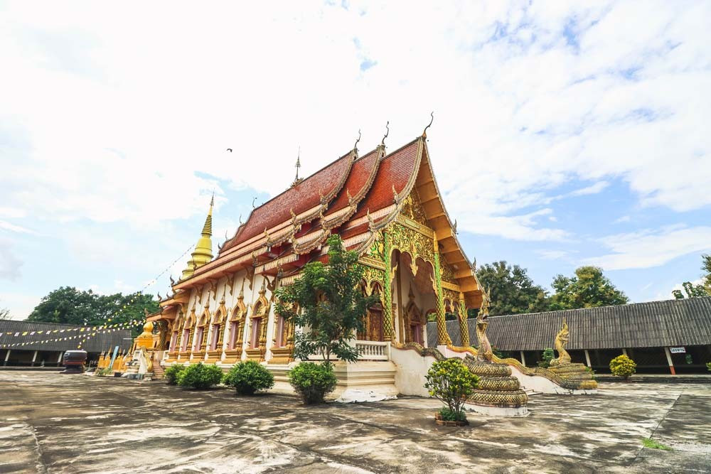 Wat Phra That Klang Wiang