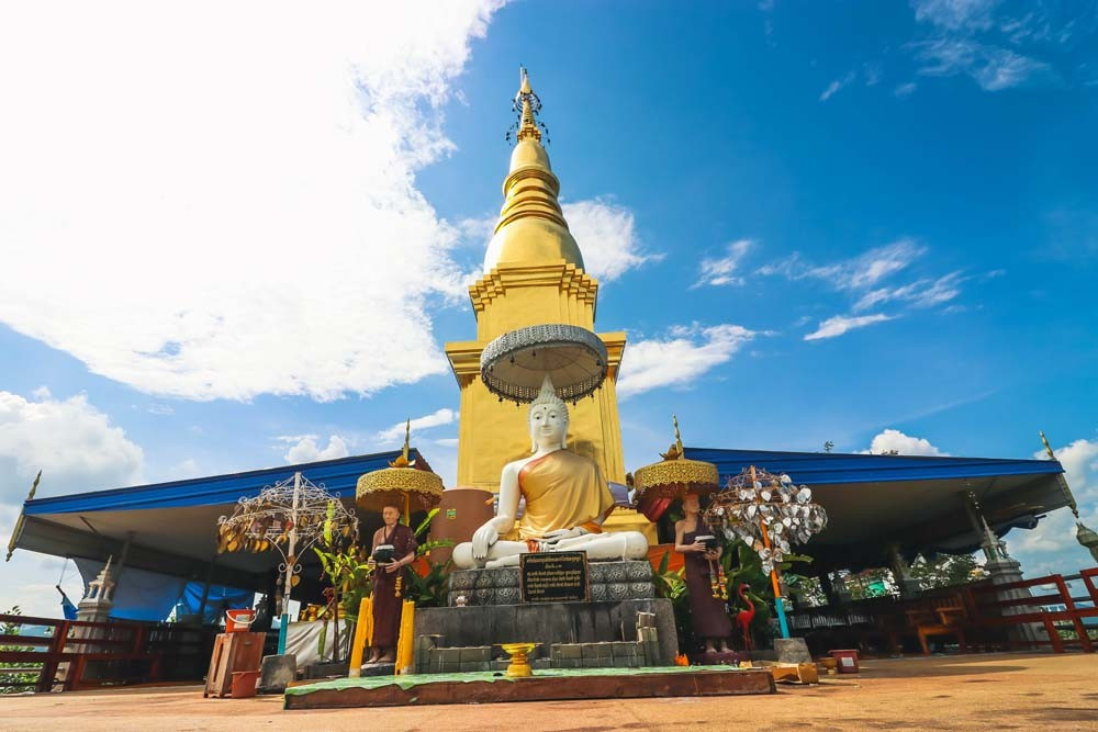 Phra Phutthabat Pha nham寺庙
