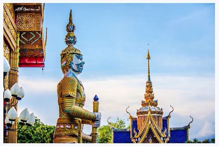 Ban Lao Temple, Phra Chao Ta Khiew (Green Eyes God)