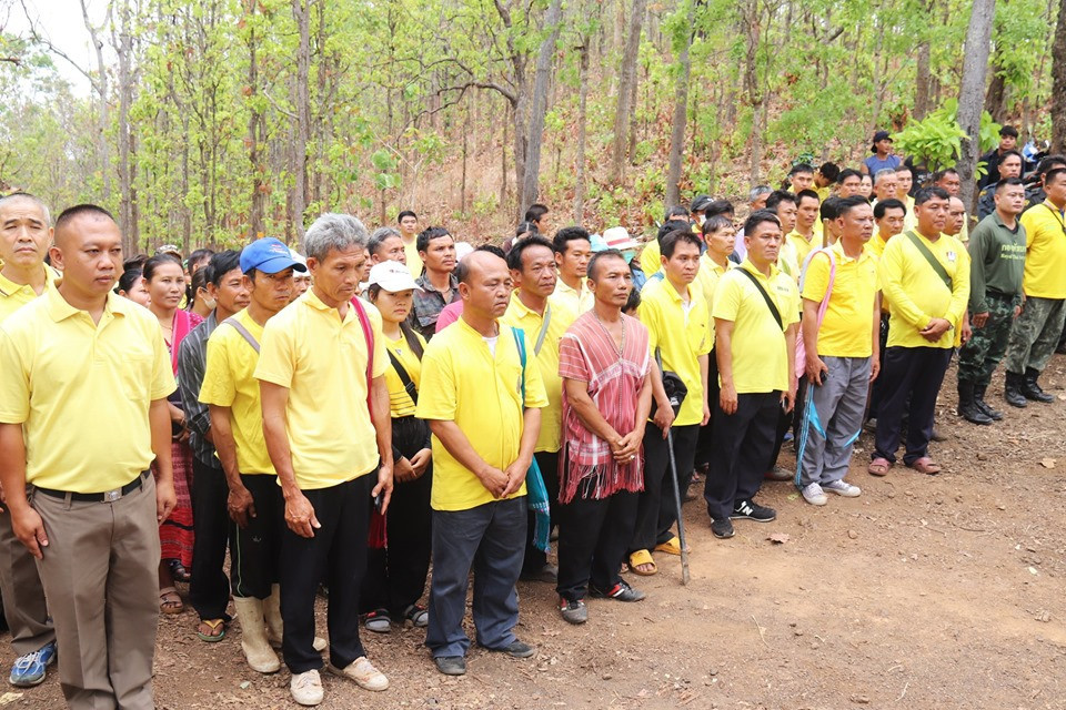 ศูนย์พัฒนาราษฎรบนพื้นที่สูงจังหวัดลำพูน จัดโครงการร่วมใจรักษ์ ปลูกต้นไม้ เฉลิมพระเกียรติเนื่องในโอกาสมหามงคลพระราชพิธีบรมราชาภิเษก เพื่อคืนความอุดมสมบูรณ์ให้กับผืนป่า