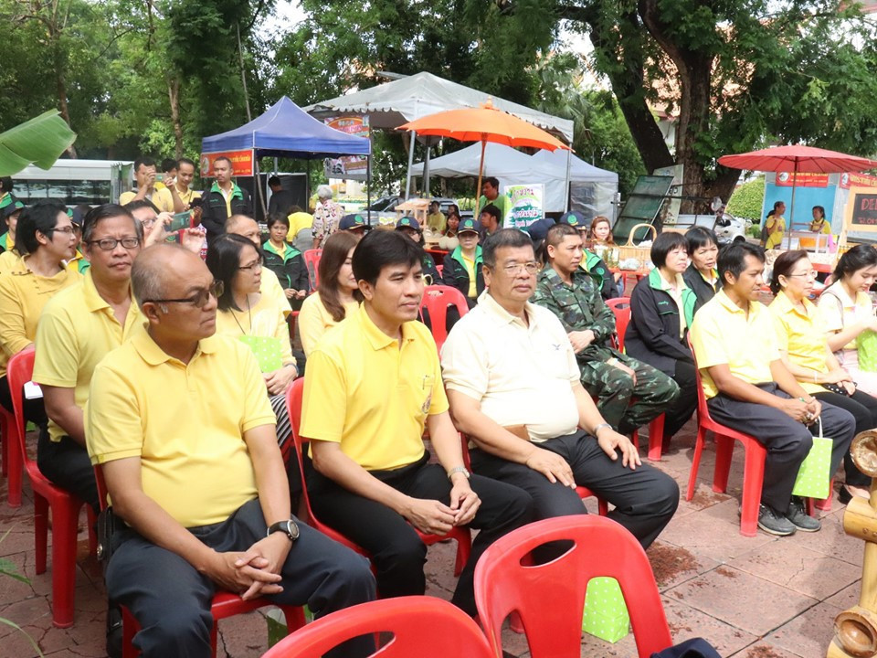 สำนักงานเกษตรจังหวัดลำพูน จัดนำเสนอผลงานของเกษตรกรรุ่นใหม่จังหวัดลำพูน (Young Smart Faemer) เพื่อเสริมสร้างศักยภาพเกษตรกรรุ่นใหม่สู่การเป็นผู้ประกอบการมืออาชีพ