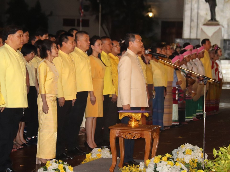 ผู้ว่าราชการจังหวัดลำพูน ประกอบพิธีเปิดงานมหรสพสมโภช เนื่องในโอกาสมหามงคลพระบรมราชาภิเษก จังหวัดลำพูน พุทธศักราช 2562 ระหว่างวันที่ 22-28 พฤษภาคม 2562 ตั่งแต่เวลา 17.00 -21.00 น. รวมเวลา 7 วัน ณ ศาลากลางจังหวัดลำพูน เพื่อแสดงพลังแห่งความจงรักภักดี และสำนึกในพระมหากรุณาธิคุณของพระบาทสมเด็จพระเจ้าอยู่หัวที่ทรงมีต่อปวงชนชาวไทย พร้อมชื่นชมความงดงามบรรยากาศรอบงานที่เต็มไปด้วยความสุขและความอิ่มเอมใจ