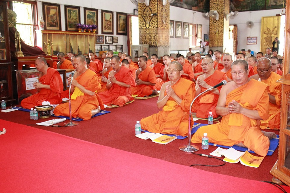 จังหวัดลำพูนประกอบพิธีเจริญพระพุทธมนต์ถวายเป็นพระกุศล และถวายพระพรแด่ สมเด็จพระอริยวงศาคตญาณ สมเด็จพระสังฆราช สกลมหาสังฆปริณายก เนื่องในโอกาสทรงเจริญพระชนมายุ 92 พรรษา