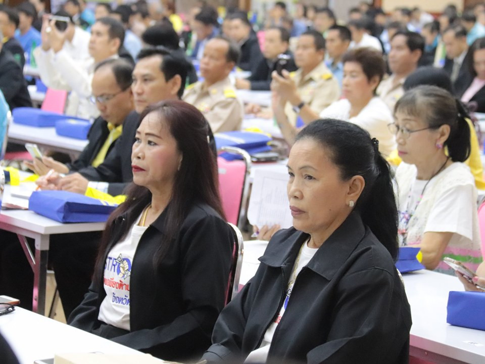 สำนักงานผู้ตรวจการแผ่นดิน ร่วมกับ จังหวัดลำพูน จัดงานสัมมนา “ผู้ตรวจการแผ่นดินเปิดบ้านคุณธรรม”และการศึกษาดูงานเพื่อเพิ่มศักยภาพเครือข่ายผู้ตรวจการแผ่นดินตามโครงการบูรณาการเครือข่ายโรงเรียนคุณธรรม จริยธรรม และองค์กรธรรมาภิบาลผู้ตรวจการแผ่นดิน