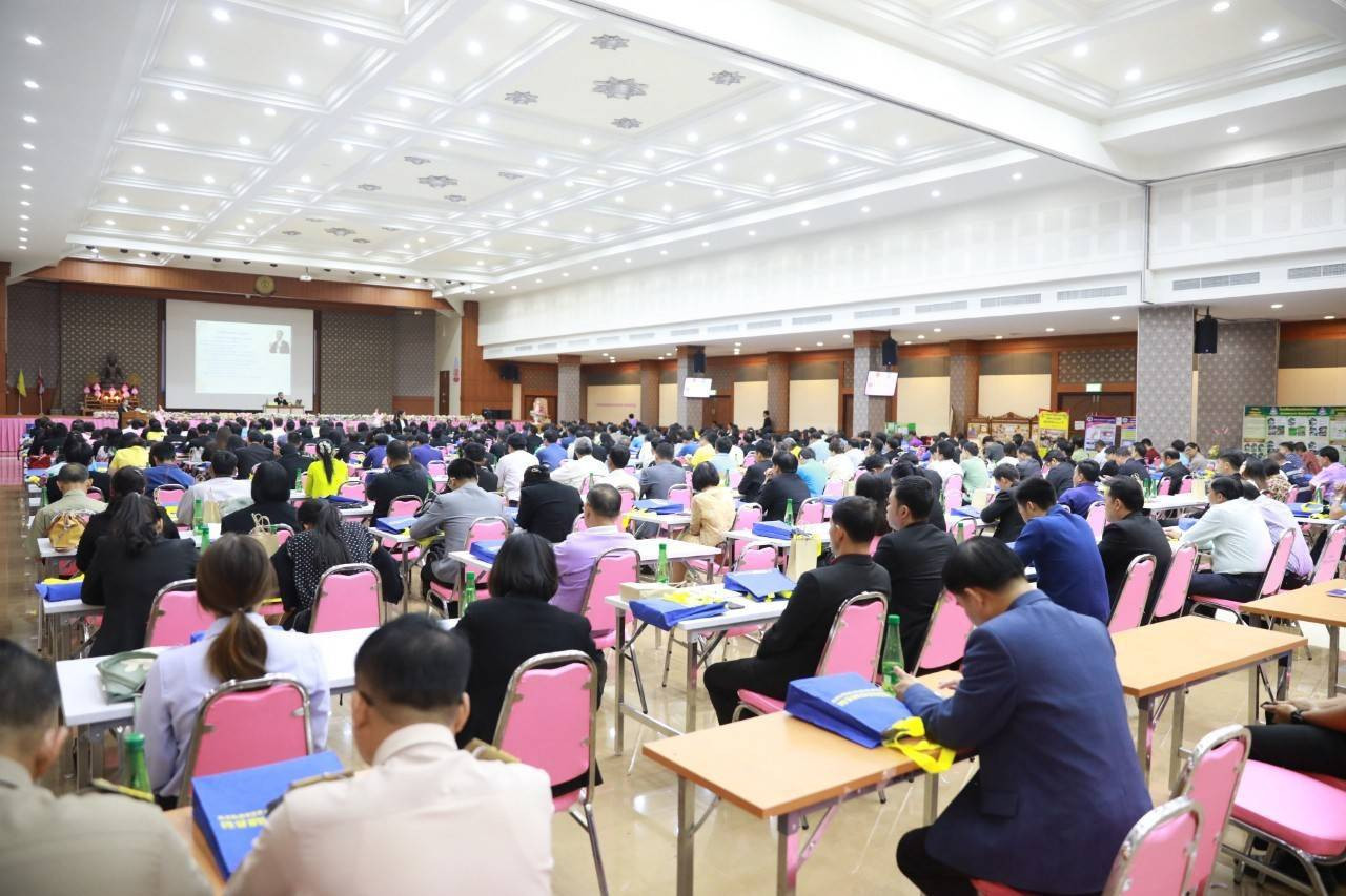 สำนักงานผู้ตรวจการแผ่นดิน ร่วมกับ จังหวัดลำพูน จัดงานสัมมนา “ผู้ตรวจการแผ่นดินเปิดบ้านคุณธรรม”และการศึกษาดูงานเพื่อเพิ่มศักยภาพเครือข่ายผู้ตรวจการแผ่นดินตามโครงการบูรณาการเครือข่ายโรงเรียนคุณธรรม จริยธรรม และองค์กรธรรมาภิบาลผู้ตรวจการแผ่นดิน