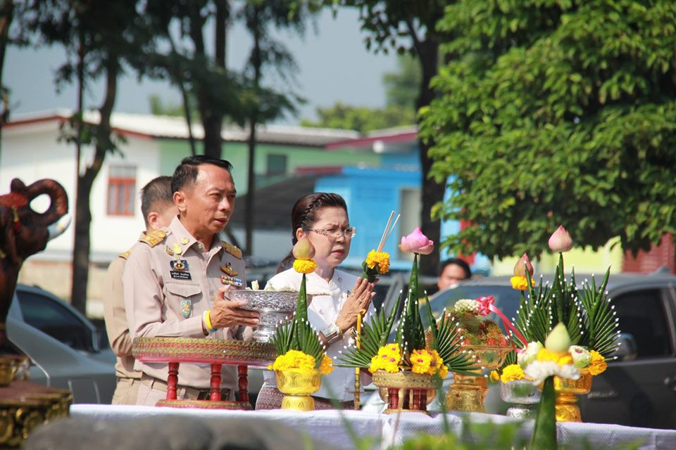 ชาวจังหวัดลำพูน ต้อนรับนายพงศ์รัตน์ ภิรมย์รัตน์ ผู้ว่าราชการจังหวัดลำพูน คนใหม่