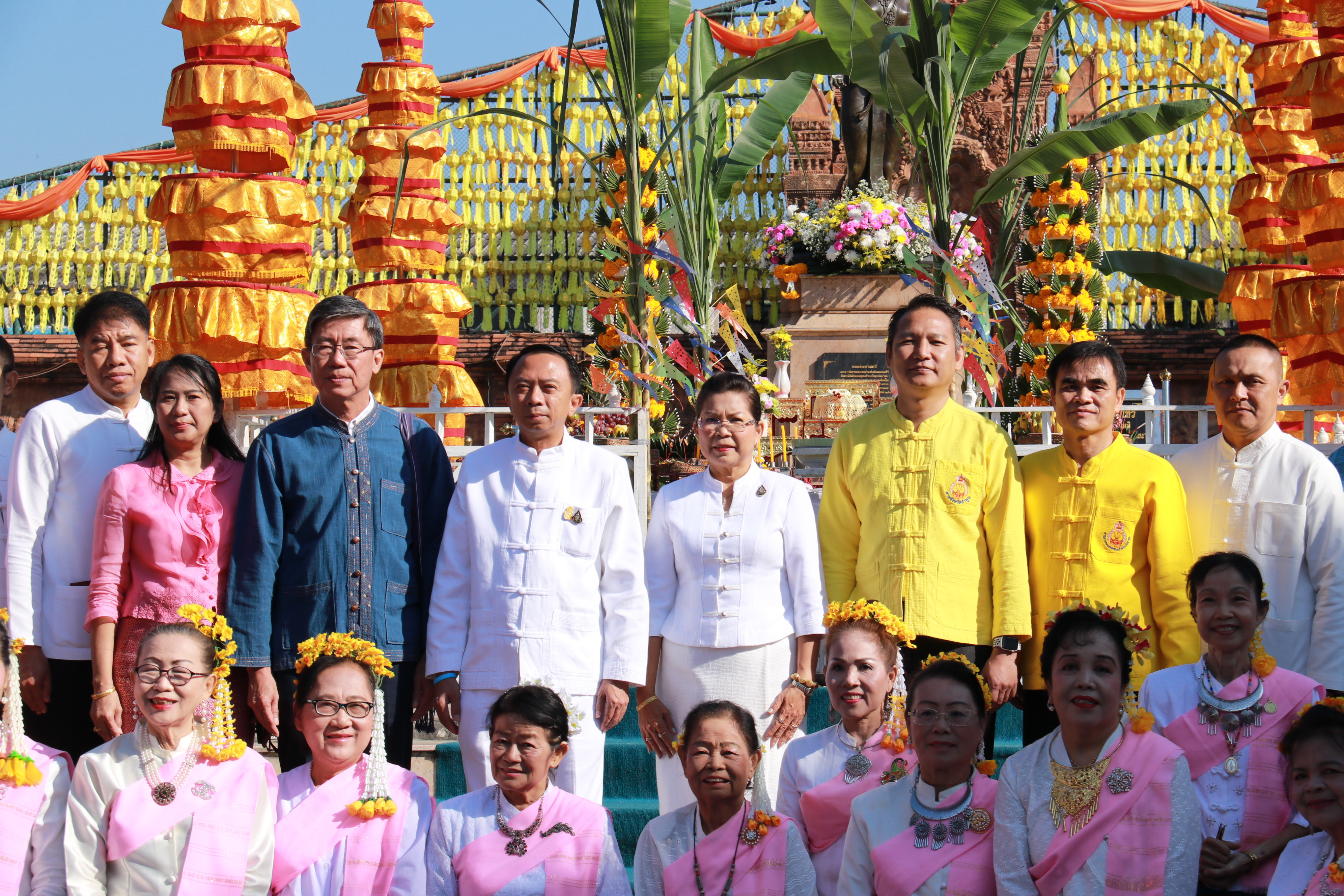 จังหวัดลำพูน จัดพิธีบวงสรวงพระนางจามเทวี ก่อนเปิดงานสักการะพระนางจามเทวีและงานฤดูหนาวจังหวัดลำพูน ประจำปี 2562