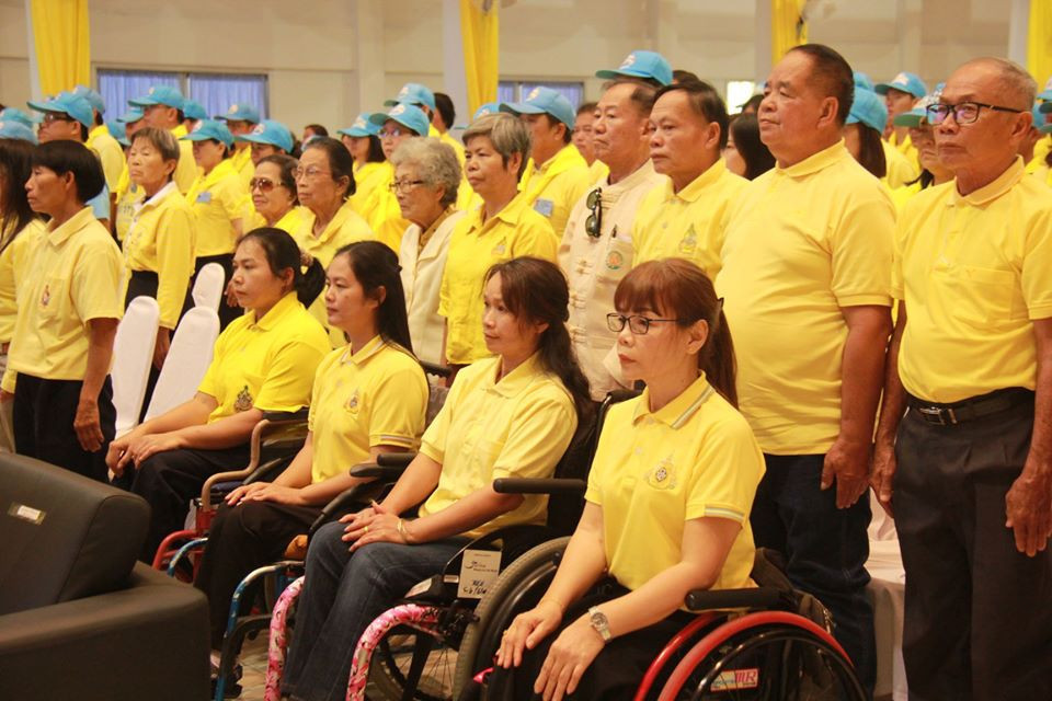 จังหวัดลำพูน ร่วมรับชมการถ่ายทอดสดพระราชพิธีเสด็จพระราชดำเนินเลียบพระนคร โดยขบวนพยุหยาตราทางชลมารค เนื่องในพระราชพิธีบรมราชาภิเษก พุทธศักราช 2562