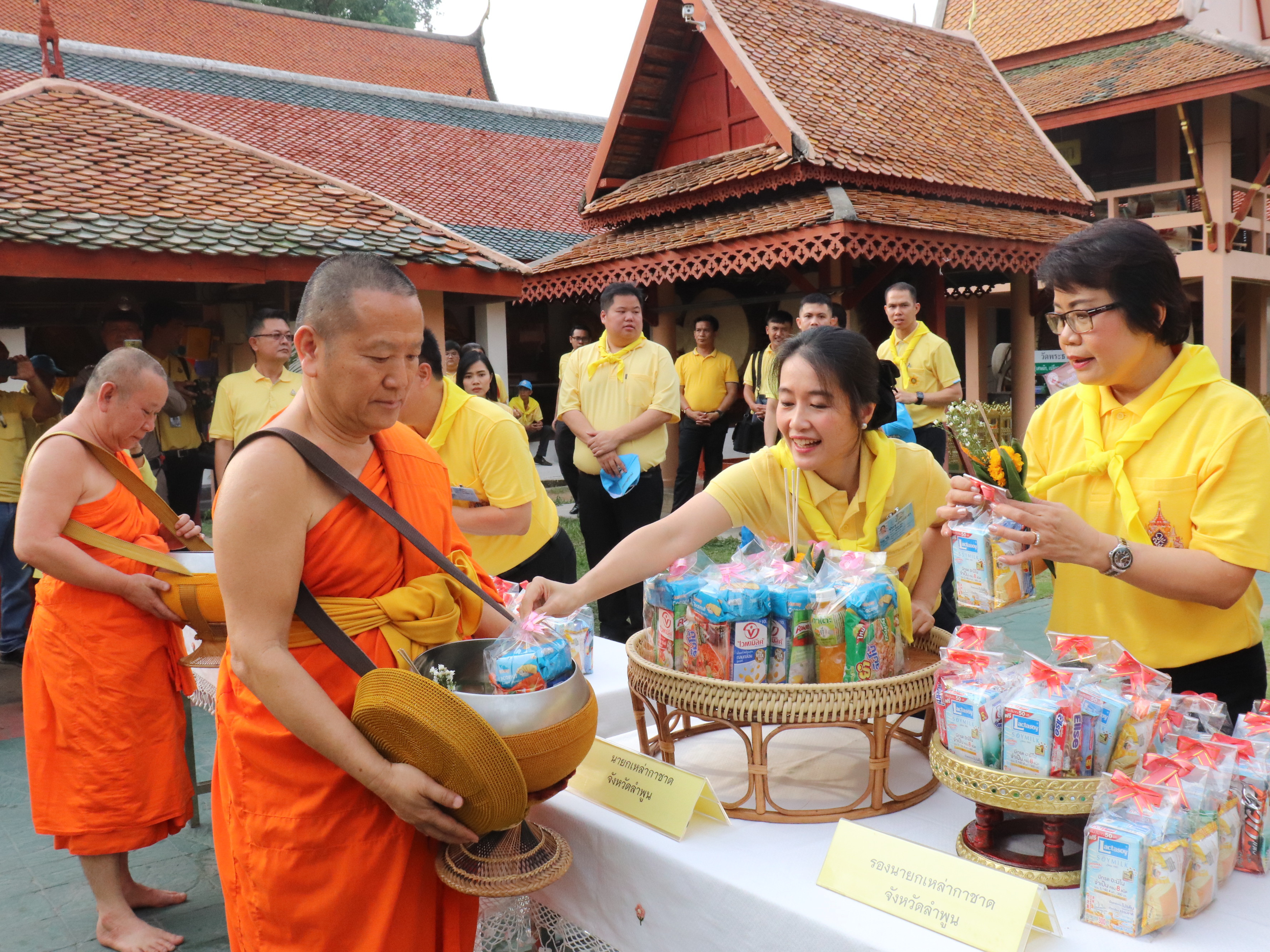 ประมวลภาพการจัดพิธีถวายพระพรชัยมงคล และการดำเนินการเกี่ยวกับพระราชพิธีบรมราชาภิเษก พุทธศักราช ๒๕๖๒ ในส่วนภูมิภาค ของจังหวัดลำพูน