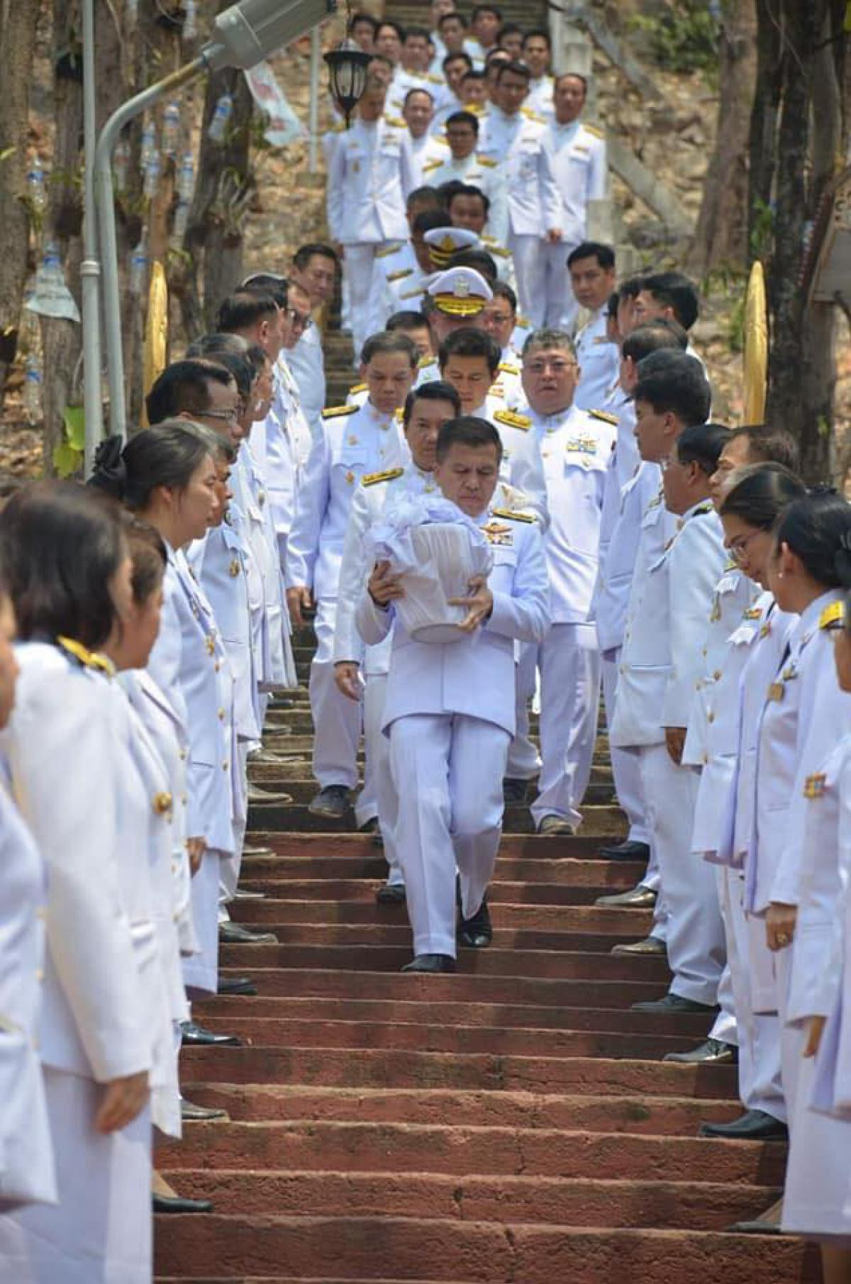 ประมวลภาพการจัดพิธีถวายพระพรชัยมงคล และการดำเนินการเกี่ยวกับพระราชพิธีบรมราชาภิเษก พุทธศักราช ๒๕๖๒ ในส่วนภูมิภาค ของจังหวัดลำพูน