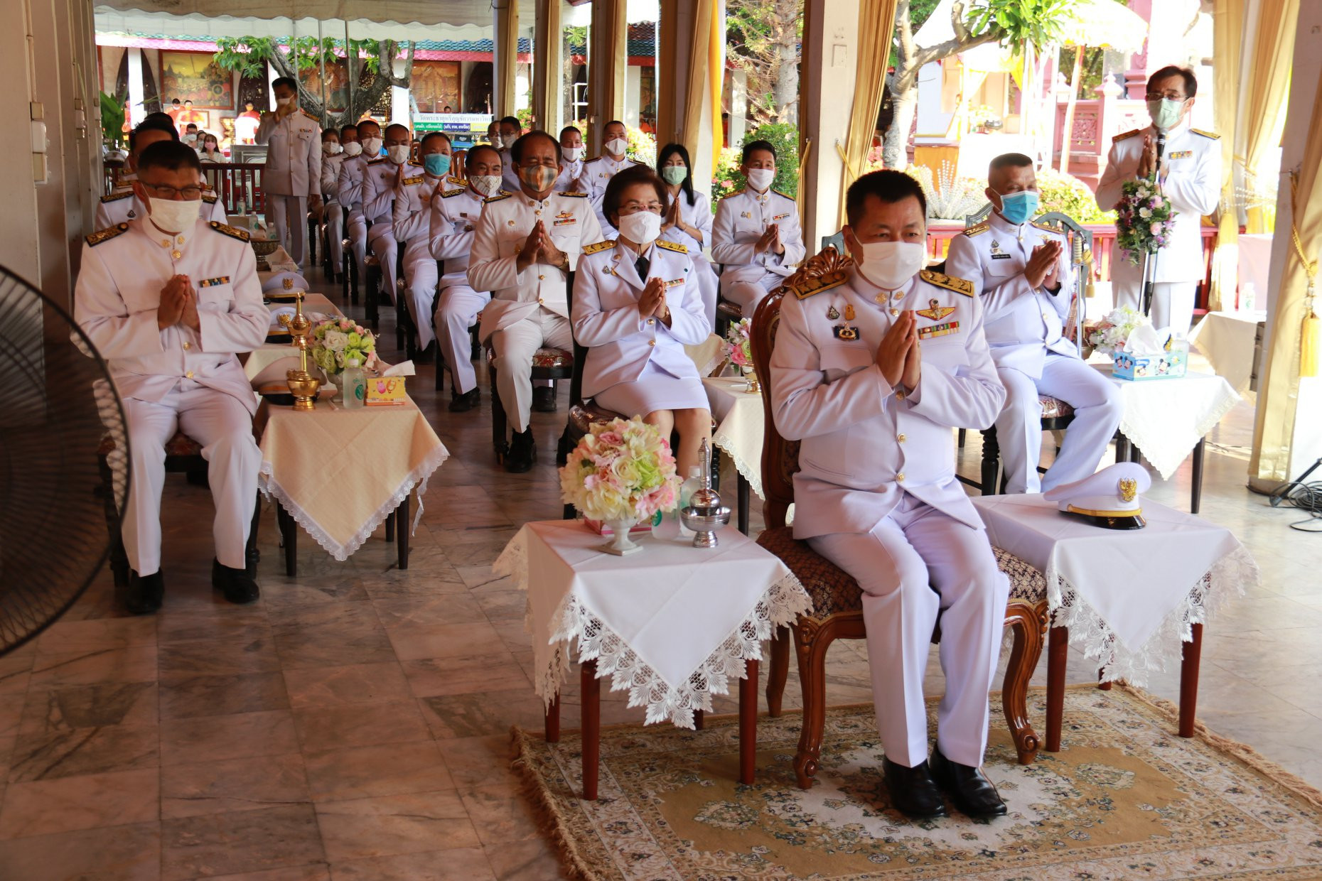 จังหวัดลำพูน ประกอบพิธีอัญเชิญน้ำสรงพระราชทานและเครื่องราชสักการะจาก พระบาทสมเด็จพระวชิรเกล้าเจ้าอยู่หัว และสมเด็จพระนางเจ้าฯ พระบรมราชินี เพื่อประกอบพิธีสรงน้ำพระบรมธาตุหริภุญชัย ประจำปี 2563 ซึ่งจัดขึ้นระหว่างวันที่ 4 - 6 พฤษภาคม 2563