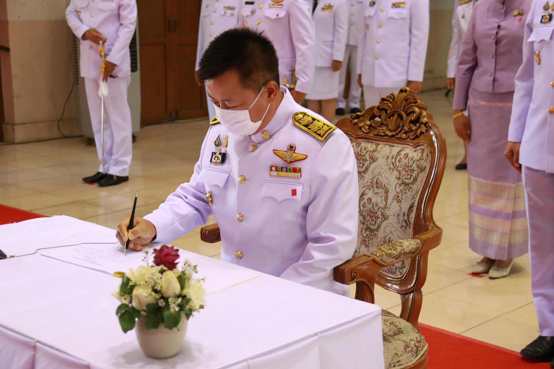 จังหวัดลำพูน จัดพิธีลงนามถวายพระพรชัยมงคล สมเด็จพระนางเจ้าฯ พระบรมราชินี เนื่องในโอกาสวันเฉลิมพระชนมพรรษา 3 มิถุนายน 2563