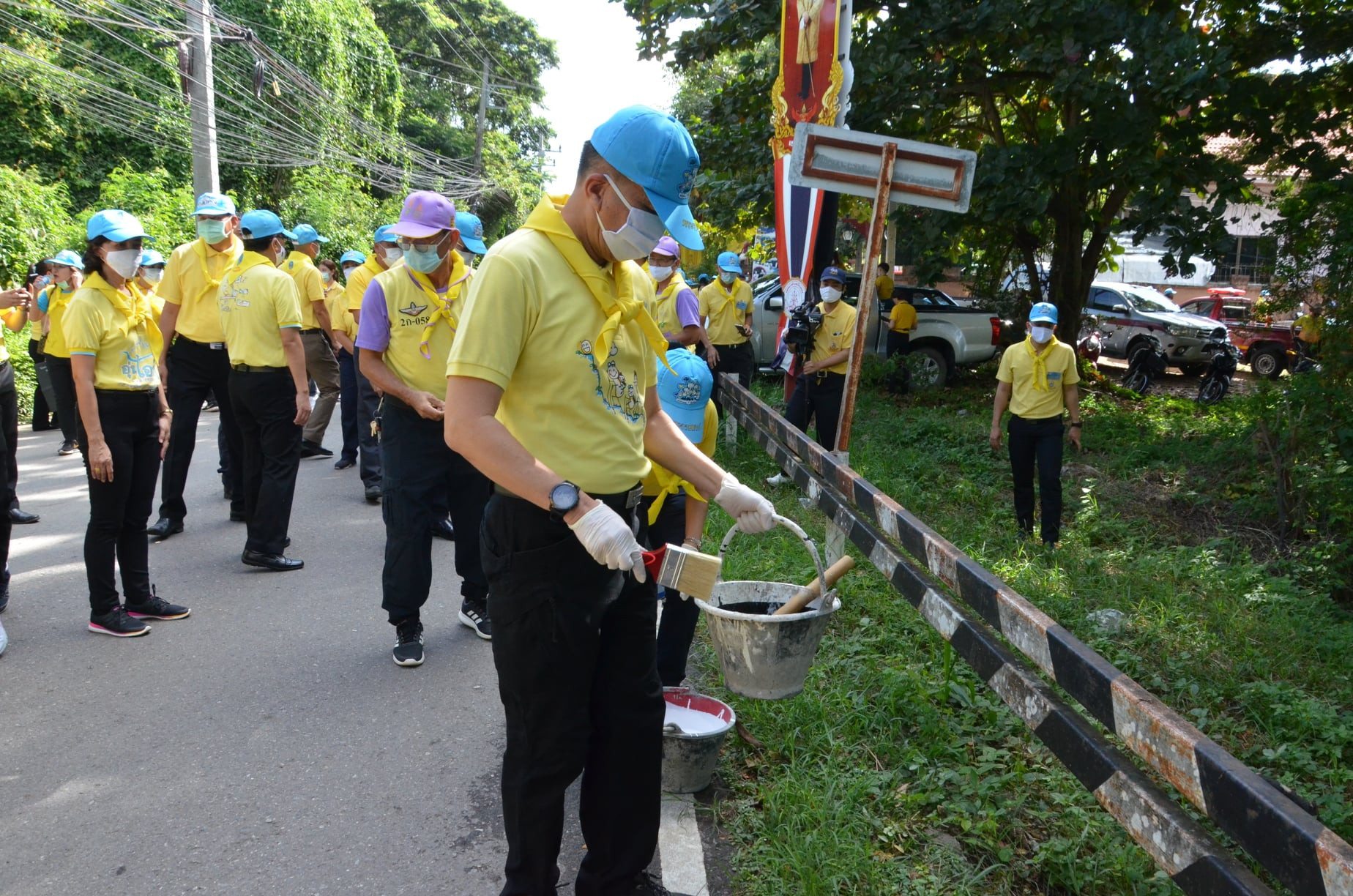 ผู้ว่าราชการจังหวัดลำพูน นำจิตอาสา กว่า 1000 คน ร่วมพัฒนาปรับภูมิทัศน์ทำความสะอาดลำน้ำ คู คลอง ถวายเป็นพระราชกุศล เนื่องในวันคล้ายวันสวรรคตพระบาทสมเด็จพระบรมชนกาธิเบศรมหาภูมิพลอดุลยเดชมหาราช บรมนาถบพิตร 13 ตุลาคม 2563